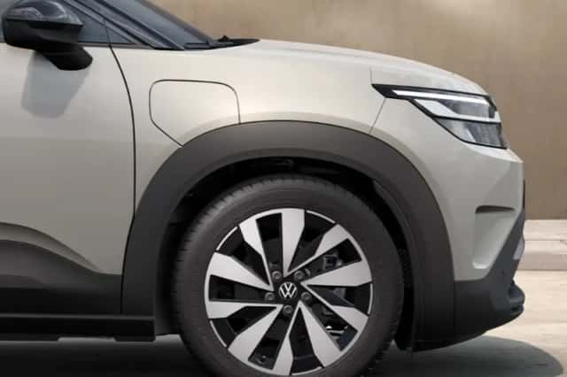 Volkswagen ID. Cross (2026) thumbnail 3