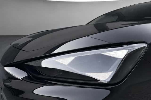 CUPRA Leon (2026) thumbnail 6