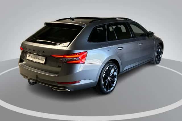 Škoda Superb (2023) thumbnail 2