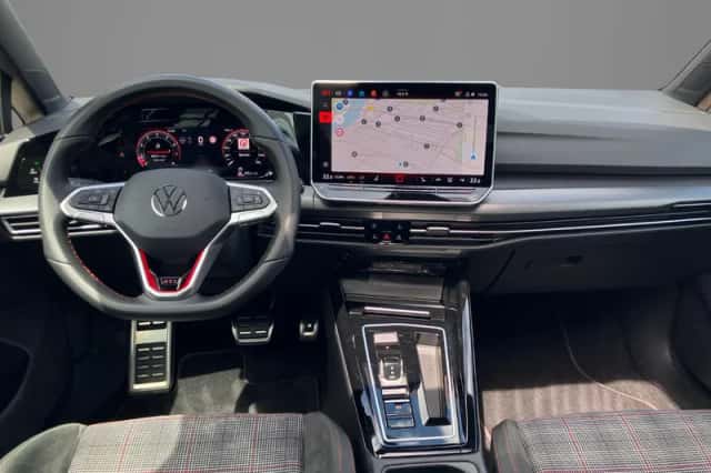 Volkswagen Golf (2025) thumbnail 6