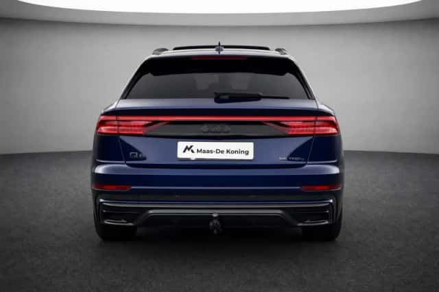 Audi Q8 (2023) thumbnail 5