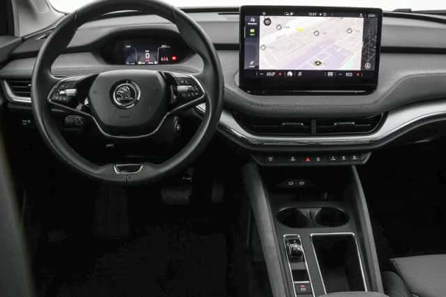 Škoda Enyaq (2023) thumbnail 3