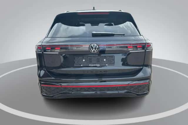 Volkswagen Tiguan (2025) thumbnail 5