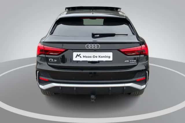 Audi Q3 (2020) thumbnail 5