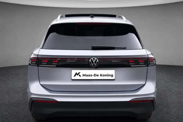 Volkswagen Tiguan (2025) thumbnail 5