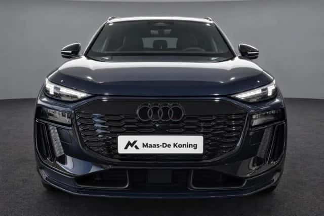 Audi Q6 e-tron (2026) thumbnail 2