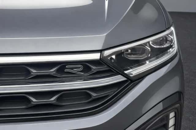 Volkswagen T-Roc (2025) thumbnail 3