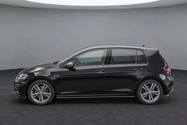Volkswagen Golf (2019) thumbnail 4
