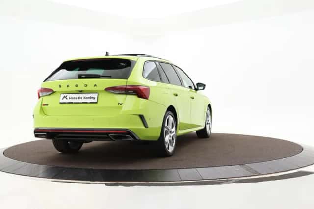 Škoda Octavia (2022) thumbnail 6