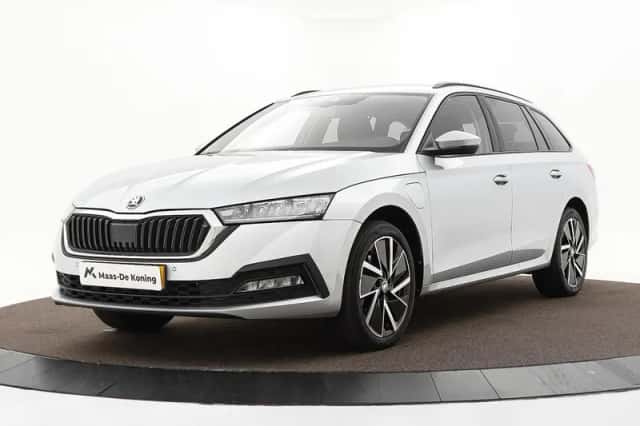 Škoda Octavia (2021) thumbnail 1