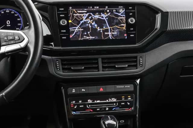 Volkswagen T-Cross (2022) thumbnail 3