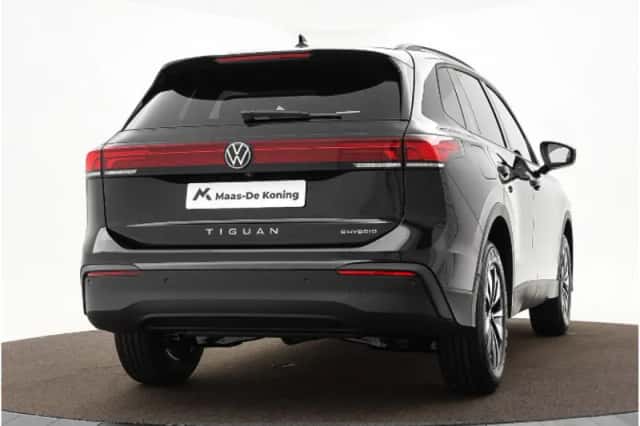 Volkswagen Tiguan (2026) thumbnail 2