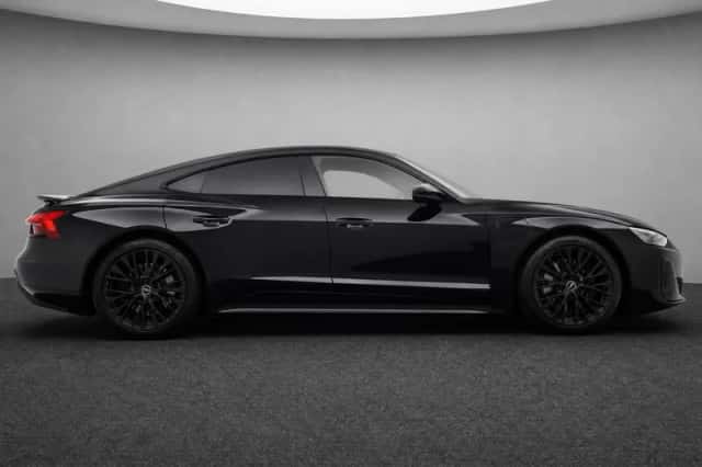 Audi e-tron GT (2026) thumbnail 4