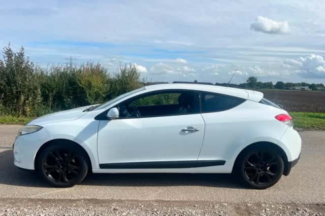 Renault Mégane (2010) thumbnail 5