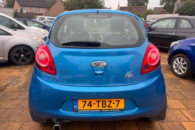 Ford Ka (2012) thumbnail 3