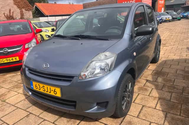 Daihatsu Sirion 2 (2011) thumbnail 5