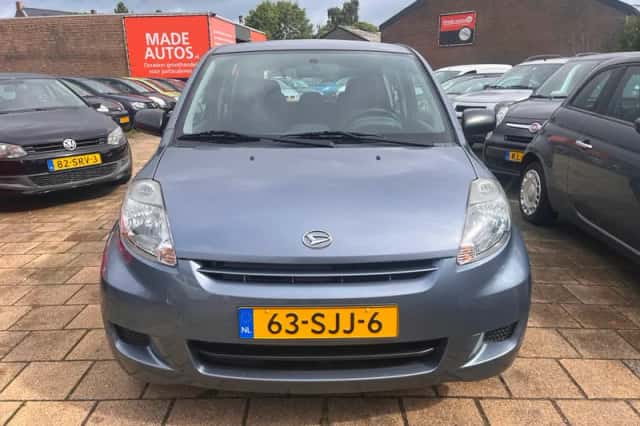 Daihatsu Sirion 2 (2011) thumbnail 6