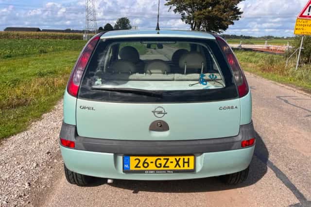 Opel Corsa (2001) thumbnail 6