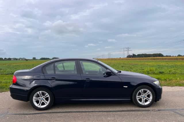 BMW 3-Serie (2010) thumbnail 4