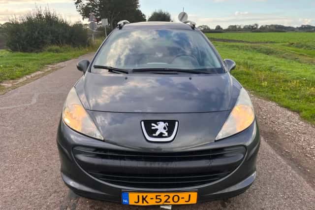 Peugeot 207 (2007) thumbnail 5