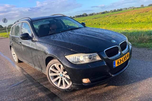 BMW 3-Serie (2010) thumbnail 1