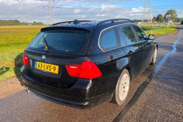 BMW 3-Serie (2010) thumbnail 4