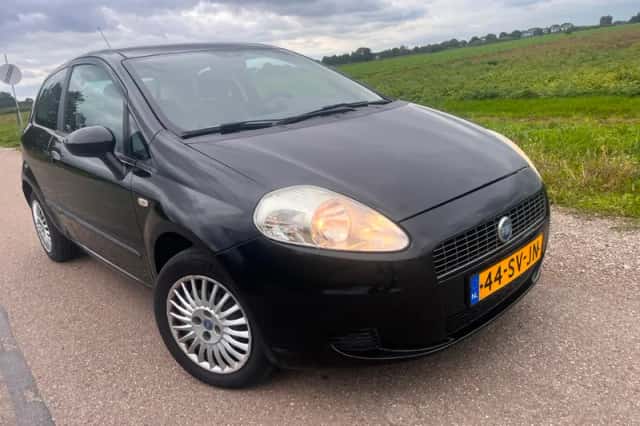 Fiat Grande Punto (2006) thumbnail 2