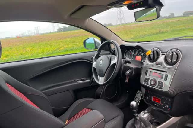 Alfa Romeo MiTo (2009) thumbnail 2