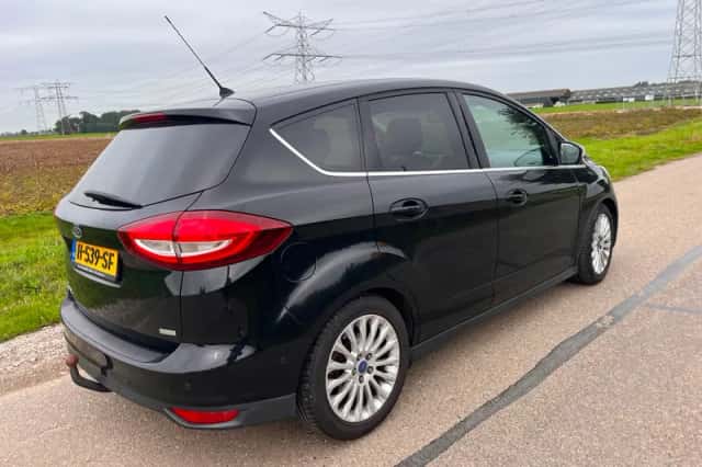 Ford C-Max (2015) thumbnail 2
