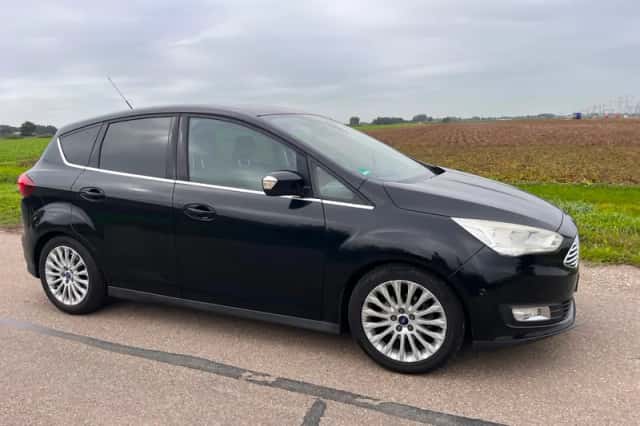 Ford C-Max (2015) thumbnail 3