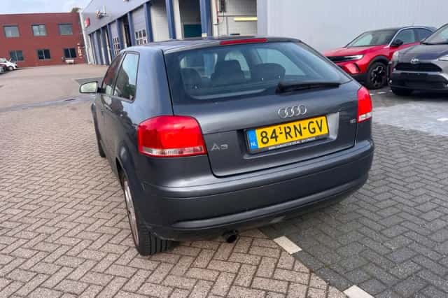 Audi A3 (2005) thumbnail 6