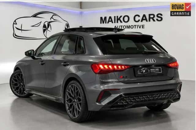 Audi A3 (2024) thumbnail 2