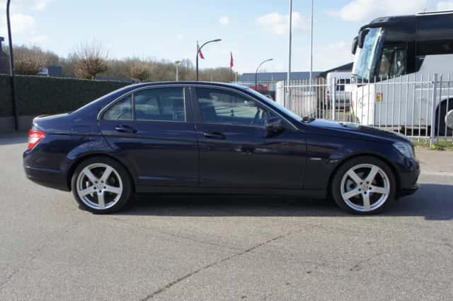 Mercedes-Benz C-Klasse (2010) thumbnail 5