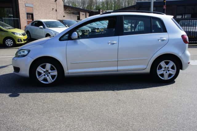 Volkswagen Golf Plus (2009) thumbnail 2
