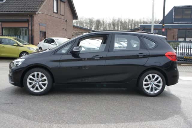 BMW 2-Serie Active Tourer (2014) thumbnail 2