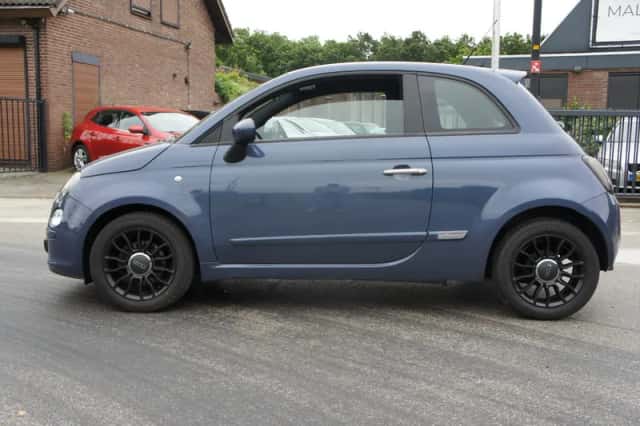 Fiat 500 (2012) thumbnail 2