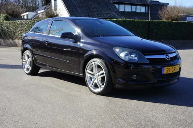 Opel Astra (2008) thumbnail 6