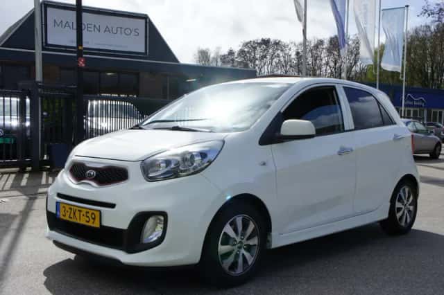 Kia Picanto (2015) thumbnail 1