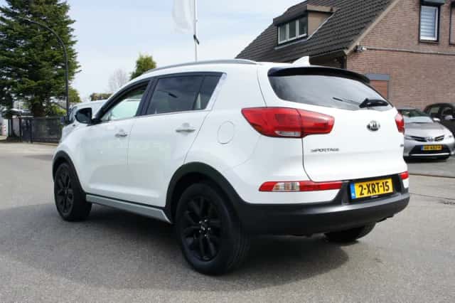 Kia Sportage (2014) thumbnail 3