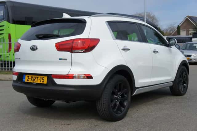 Kia Sportage (2014) thumbnail 4