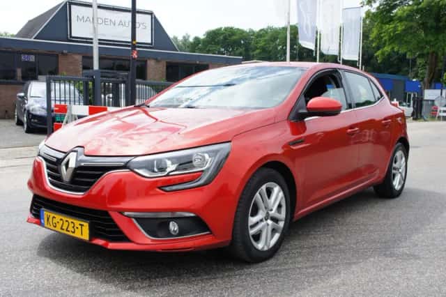 Renault Mégane (2016) thumbnail 1