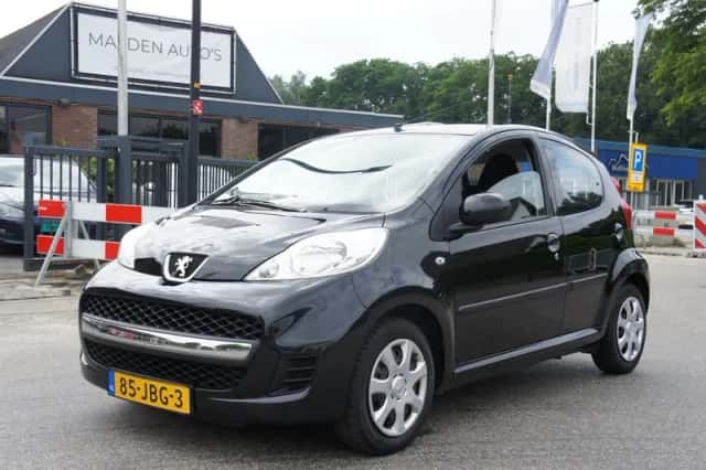 Peugeot 107 (2009) thumbnail 1