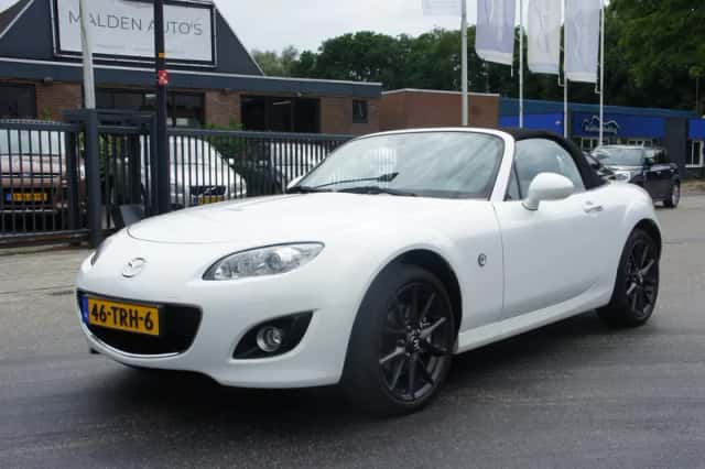 Mazda MX-5 (2012) thumbnail 1