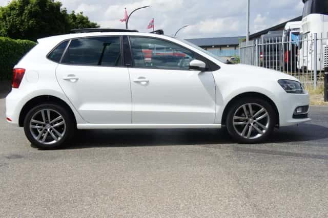 Volkswagen Polo (2017) thumbnail 5
