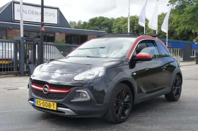 Opel Adam (2016) thumbnail 1