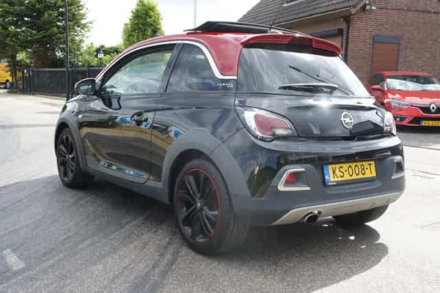 Opel Adam (2016) thumbnail 3