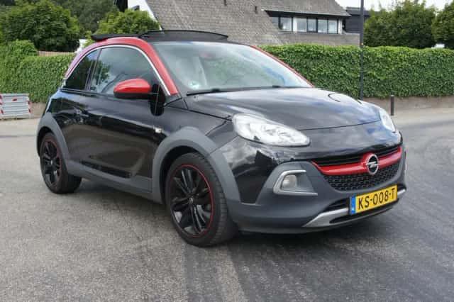 Opel Adam (2016) thumbnail 6