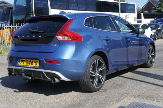 Volvo V40 (2017) thumbnail 4