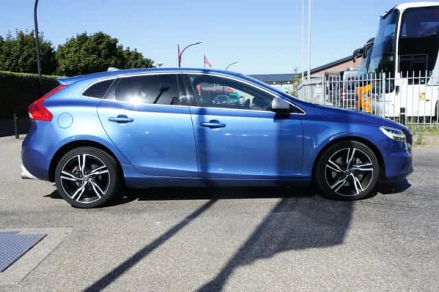 Volvo V40 (2017) thumbnail 5