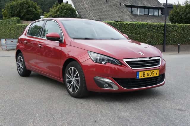 Peugeot 308 (2016) thumbnail 6